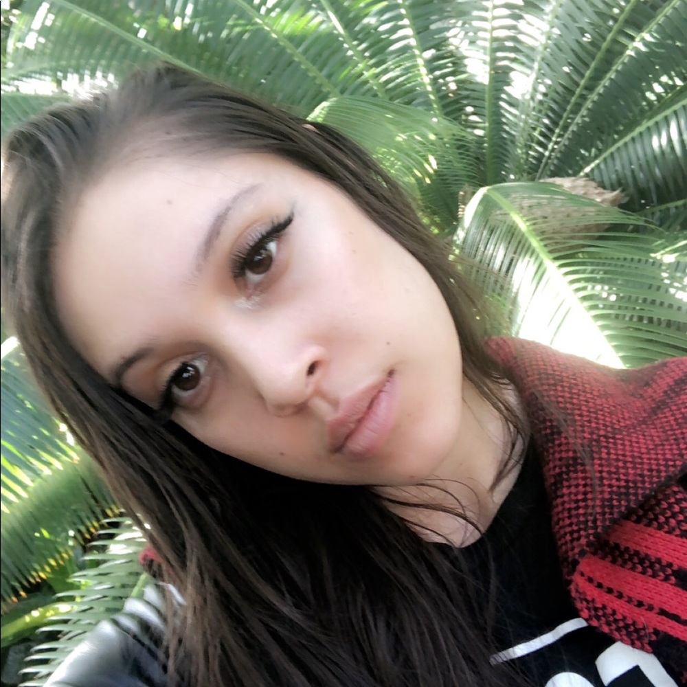 Meet your Posher, Mariana